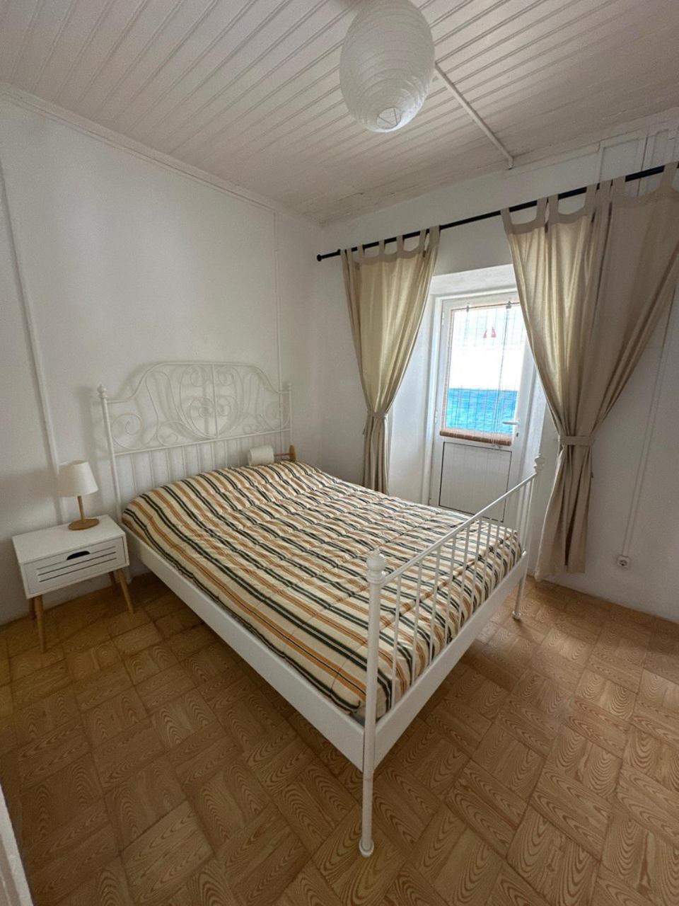 Salema Beach Home Bagian luar foto